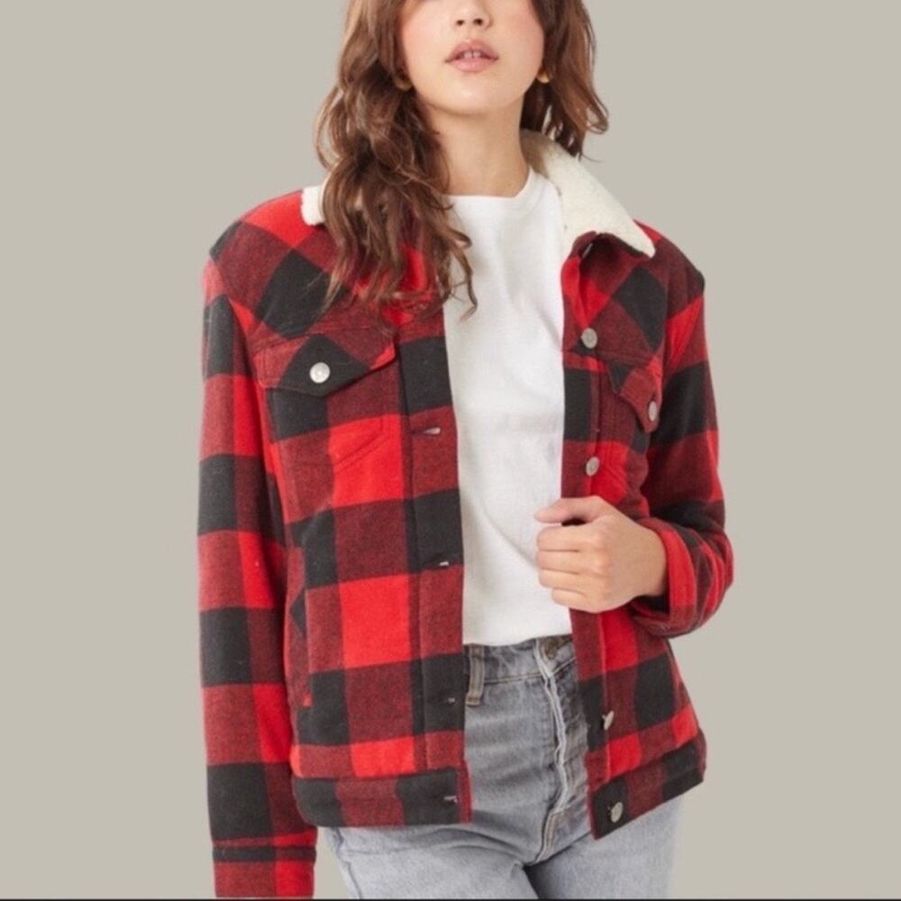 Love Tree Red Buffalo Plaid Jacket Sz L NWOT